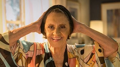 Imagem da notícia Morte de Laura Cardoso, aos 98 anos, é lamentada por Tony Ramos, Lilia Cabral e outros famosos: "Era a Rainha da Televisão"
