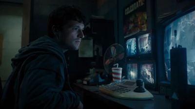 De Jogos Vorazes pra vida: Jennifer Lawrence parabenizou Josh Hutcherson pelo sucesso de Five Nights at Freddy's