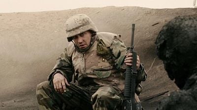 Imagem da notícia 10 anos após seu maior fracasso, Ben Stiller está gravando um filme de guerra para a Amazon: Jake Gyllenhaal assumirá o papel principal?
