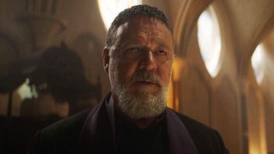 Imagem da notícia "Quem não quer ver o Gladiador enfrentar o Diabo?": Russell Crowe é quase um super-herói caçador de demônios em O Exorcista do Papa