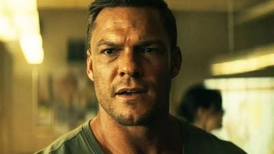 Imagem da notícia Alan Ritchson, de Reacher e Máquina de Guerra, é acusado de espancar vizinho