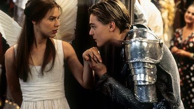 Imagem da notícia A adaptação de uma das mais intensas histórias de amor já escritas: Uma tragédia única que ganhou um Oscar e está disponível no streaming