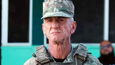 Imagem da notícia Sean Penn recebe Oscar na Ucrânia após ausência na premiação de Hollywood