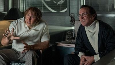 Imagem da notícia Ao lado de Christian Bale, Nicolas Cage surge irreconhecível para viver um dos maiores ícones dos esportes