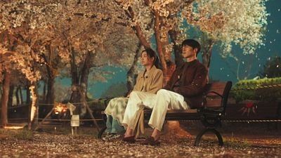 Imagem da notícia "Estou vidrada": A série que chegou a destronar Stranger Things na Netflix tem um dos melhores casais da TV em 2025