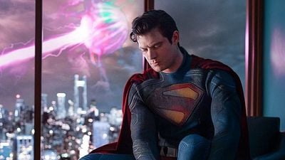 "É uma bobagem": James Gunn traz de volta o detalhe mais icônico do Superman após filmes de Zack Snyder