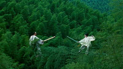 Imagem da notícia Prime Video está transformando um dos melhores filmes de aventura dos últimos 25 anos em série: É baseado em uma saga de 5 partes