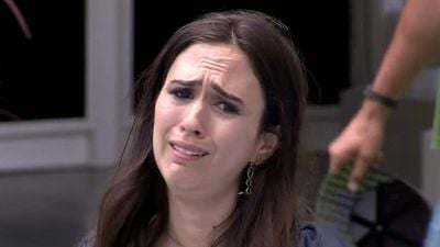 Imagem da notícia Do caos de Valdirene à expulsão de Tuco: Relembre os personagens da ficção que já entraram na casa do BBB e tocaram o terror