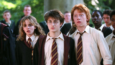 Imagem da notícia "Eles a traíram instantaneamente": Este roteirista sai em defesa de J.K. Rowling e ataca o trio de estrelas dos filmes de Harry Potter