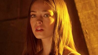 Imagem da notícia Você se lembra dela? Esta era Kristin Kreuk, a adorada Lana Lang de Smallville!