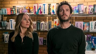 Imagem da notícia Lançamentos da Netflix na semana (23/09 a 29/09): Série de comédia romântica com Kristen Bell é o grande destaque