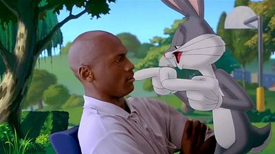 Imagem da notícia "A homofobia ainda está muito viva": O ator que foi dispensado de Space Jam por supostamente ser "gay demais" para o papel