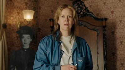 Imagem da notícia Quem é a personagem de Sarah Paulson em Monstro: A História de Lizzie Borden? Serial killer nasceu décadas depois do caso Borden