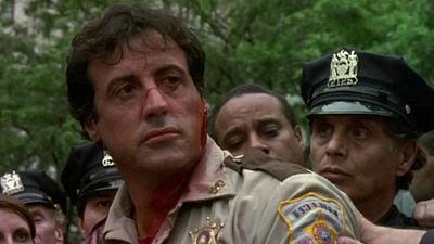 Imagem da notícia Disponível no streaming: Um dos melhores filmes de Sylvester Stallone, onde a ação se transforma em um cruel faroeste
