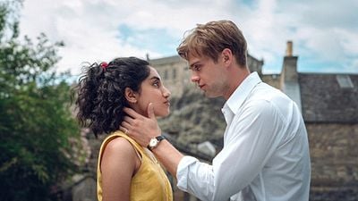 Imagem da notícia A série que promete te fazer chorar ganha trailer emocionante na Netflix: Essa história já foi contada nos cinemas em sucesso de Anne Hathaway