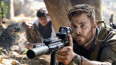 Imagem da notícia Final de Resgate seria MUITO diferente, mas diretor mudou de última hora: “Voltamos atrás”