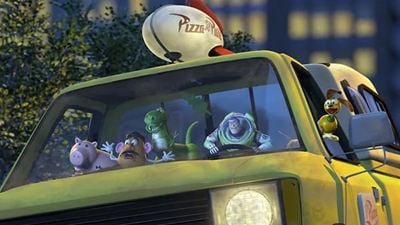 Momento Pixar: Será que você conseguiu ver o carro do Pizza Planet em Elementos?