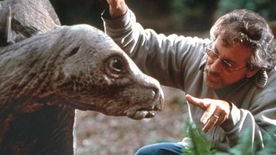 Imagem da notícia "Não tenho vergonha de dizer isso": Steven Spielberg reconhece que Jurassic Park é a sequência secreta de um dos melhores filmes de terror da história