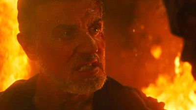 Imagem da notícia No streaming: Sylvester Stallone como herói de ação em algum lugar entre Batman: O Cavaleiro das Trevas Ressurge e Hancock