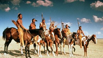 Imagem da notícia É um dos 10 faroestes para assistir antes de morrer e não está em lugar algum: Lançado há 33 anos, é um filme imperdível do gênero