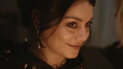 Imagem da notícia "Tento me conectar aos espíritos": Vanessa Hudgens descobriu que é uma bruxa nas filmagens de sucesso da Netflix