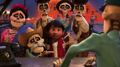 Imagem da notícia Personagem que morreu em Procurando Nemo apareceu em Viva - A Vida é Uma Festa; já tinha reparado?