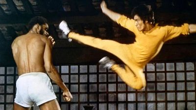 Imagem da notícia O filme que usou o cadáver real de Bruce Lee para uma cena que o ator nunca filmou