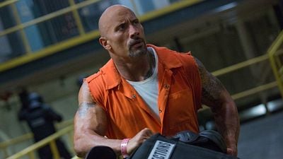 Imagem da notícia Você nunca viu Dwayne Johnson assim: Novo filme de The Rock finalmente ganha data de lançamento