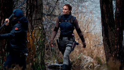 Imagem da notícia A vida de Lara Croft é cercada de perigos, tanto dentro quanto fora das telas: Série Tomb Raider violou normas de segurança