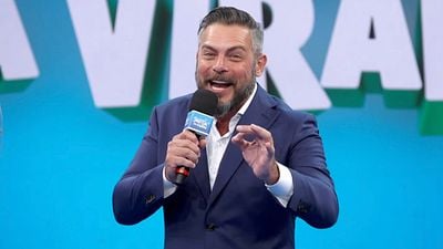 Imagem da notícia Ele apresentou o sorteio da Mega da Virada por 12 anos, mas foi demitido de forma inesperada e desapareceu da TV: Por onde anda Luigi Baricelli?