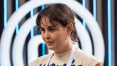 Imagem da notícia "O ódio infelizmente permanece": Carla, do MasterChef Brasil 2026, faz forte desabafo após sofrer ameaças e preconceito de fãs do programa