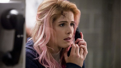 Imagem da notícia Ela foi uma das melhores personagens de Arrow: O que aconteceu com Emily Bett Rickards, que interpretou Felicity na série?