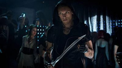 Imagem da notícia No streaming: O filme de fantasia estrelado pelo Vecna que deveria render 5 continuações - mas fracassou