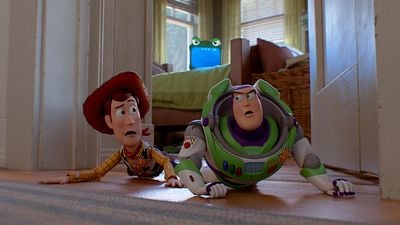 Imagem da notícia "Mal conseguimos planejar um filme': Produtora de Toy Story 5 explica o verdadeiro medo que impediu a maior saga de animação do cinema de ir para a TV