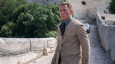 Imagem da notícia Depois de recusar a Marvel, Daniel Craig deve se render aos filmes de super-herói pela primeira vez na DC