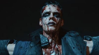 Imagem da notícia Remake de O Corvo ganha trailer com vingança, muito sangue e opiniões divididas: "Bem-vindo de volta, Coringa do Jared Leto"