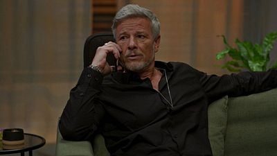 Imagem da notícia Resumo de Dona de Mim (1º a 06/09): Jaques surta com Sofia e manda menina para fora, mas tem atitude surpreendente com Leo