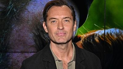 Imagem da notícia Filho de Jude Law é tão parecido com o pai que já interpretou a versão jovem dele em filme de ficção científica dos anos 2000