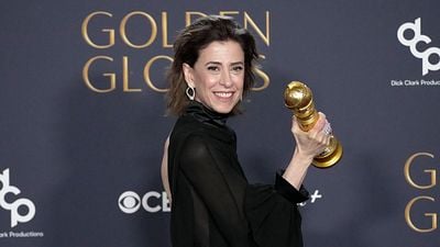 Imagem da notícia Profissionais do cinema brasileiro fazem carta pedindo regulação do streaming: Fernanda Torres, Wagner Moura e mais 793 assinam documento