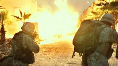 Imagem da notícia Clint Eastwood deve a Steven Spielberg um dos filmes de guerra de maior sucesso de todos os tempos: "Peguei suas sobras de novo"