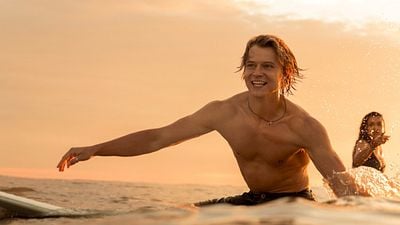 Imagem da notícia Após perda trágica de amado personagem, um detalhe na trama da 5ª e última temporada de Outer Banks sugere retorno de protagonista
