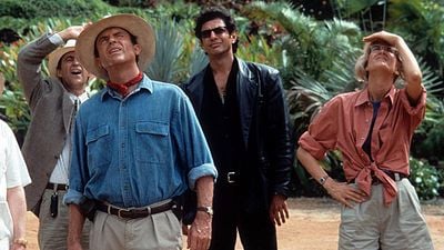 Imagem da notícia Com fortuna de R$ 200 milhões, ator de Jurassic Park não deixará herança para seus filhos: Eles terão que "remar seu próprio barco"