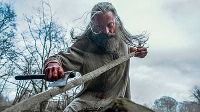 Imagem da notícia Esqueça o Wolverine! Hugh Jackman surge completamente irreconhecível e passa por transformação extrema para novo filme