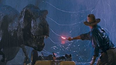 Imagem da notícia 30 filmes por ano, um novo Jurassic Park e adeus à ficção científica espacial: Este é o novo plano da Netflix para seus filmes originais
