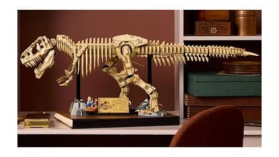 Imagem da notícia Uma peça de museu na sua estante: Este LEGO de Jurassic Park com mais de 1 metro e 3.145 peças está em oferta