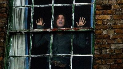 Imagem da notícia 4,5 milhões de visualizações globais: Este filme de terror é um dos mais assistidos da Netflix 18 anos após seu lançamento