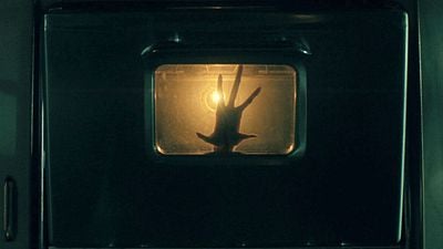 Imagem da notícia A nova série de ficção científica da Netflix é basicamente Stranger Things… só que com aposentados