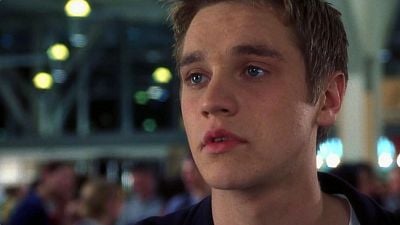 Imagem da notícia O que realmente aconteceu com Alex em Premonição: Protagonista do primeiro filme pode voltar em Laços de Sangue?