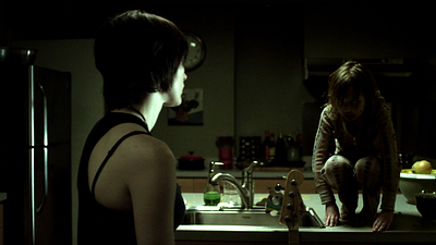 Imagem da notícia Imperdível no streaming: Terror fantástico que nunca teve continuação, apesar dos pesadelos e do elenco de estrelas