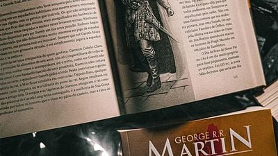 Imagem da notícia Livros que viraram filmes e séries estão com descontos imperdíveis na Amazon (somente nesta semana!)